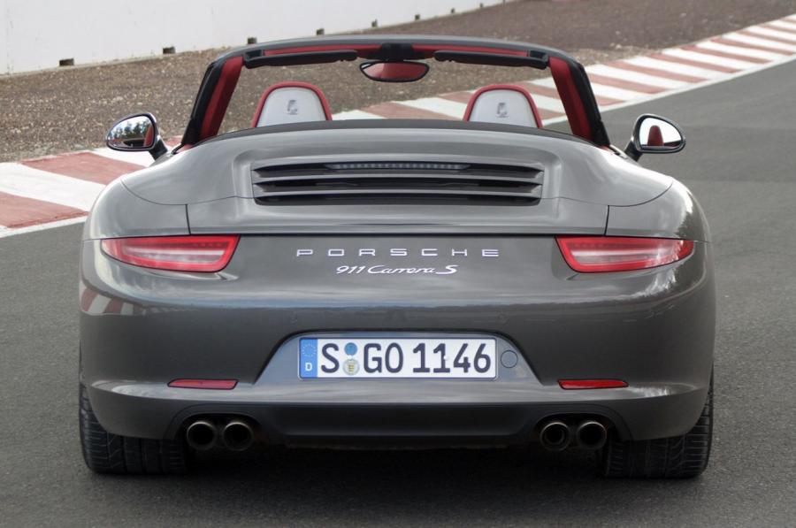  Porsche 911 Carrera S Cabriolet 2011 года  (фото 28 из 61)